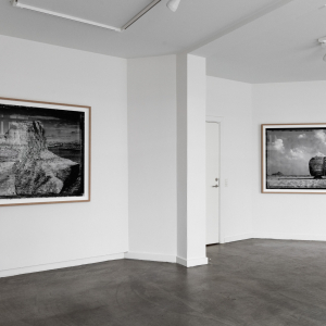 Installation view of the 2023 exhibition "Crack" by Henrik Saxgren at Hans Alf Gallery